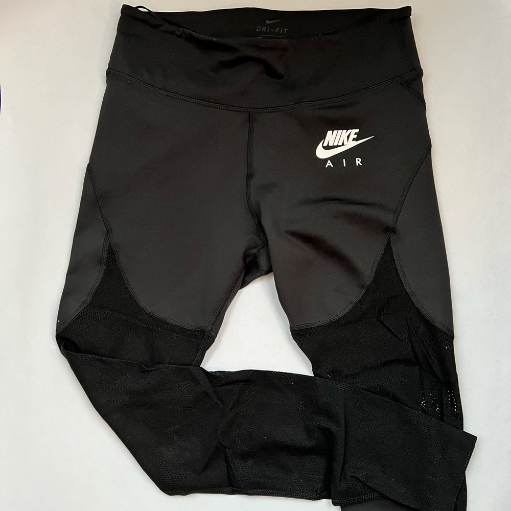 NIke leggings with Nike air mesh pattern